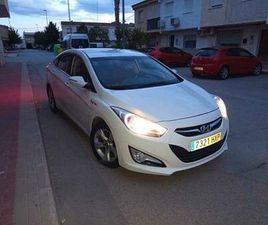 HYUNDAI - I40