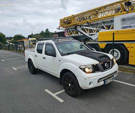 NISSAN NAVARA D40