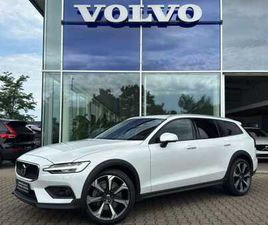 VOLVO V60 CROSS COUNTRY B5 ULTIMATE BRIGHT AWD