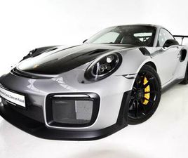 PORSCHE 911 GT2 RS