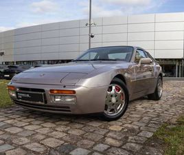 PORSCHE 944 TURBO