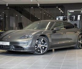 PORSCHE TAYCAN TURBO