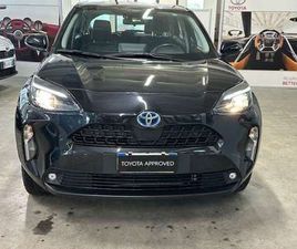 YARIS CROSS CROSS 1.5H BUSINESS FWD 116CV E-CVT