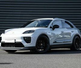 PORSCHE MACAN 4