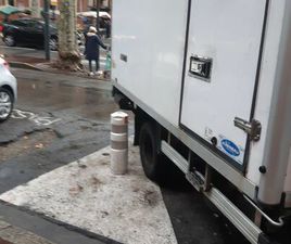 RENAULT MASCOTT VOUDRE UN CAMION