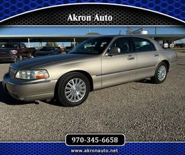 USED 2003 LINCOLN TOWN CAR SIGNATURE