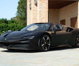 FERRARI SF90 STRADALE SPIDER