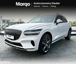 GENESIS GV70 2.5T AWD AT8 LUXURY LINE