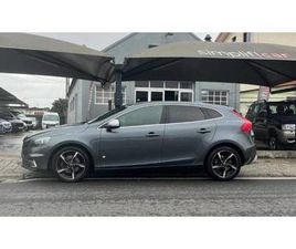 VOLVO V40 D2 VOLVO V40 1.6 D2 R-DESIGN POWERSHIFT