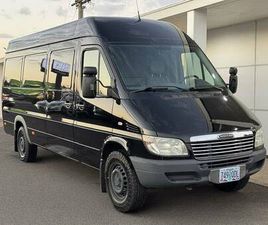 FREIGHTLINER SPRINTER 2500 2006 FREIGHTLINER SPRINTER 2500 WELL MAINTAINED JUST 64K MILES