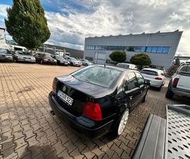 VOLKSWAGEN BORA SEHR SCHÖNER UND GUTER VW BORA VR5 LIMOUSINE