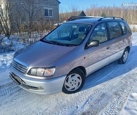 TOYOTA PICNIC CLIMATISÉ ESSENCE BIEN ENTRETENUE VITRES ÉLECTRIQUES