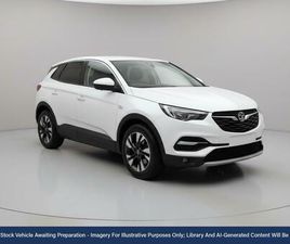 VAUXHALL GRANDLAND X 2018 - 1.2 TURBO SPORT NAV SUV 5DR PETROL MANUAL EURO 6 (START/STOP) (130 PS)