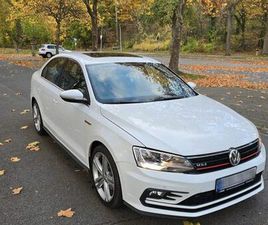 VOLKSWAGEN JETTA GLI 2.0 TSI SPORTPAKET