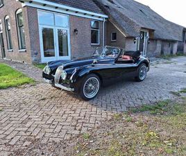 120 DHC (1953) 8-CYL. BLACK IN LIKE NEW CONDITION!