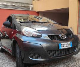 TOYOTA PORTE TOYOTA AYGO