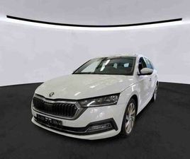 SKODA OCTAVIA COMBI STYLE 2.0 TDI DSG*AHK*NAVI*
