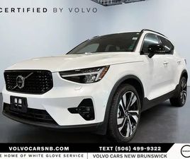 2025 VOLVO XC40 B5 PLUS DARK THEME CERTIFIED PRE OWNED!