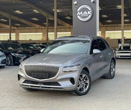 GENESIS GV70 4WD / PANORAMIC SUNROOF / 360 CAMERA / LOW MILEAGE / IN PERFECT CONDITION