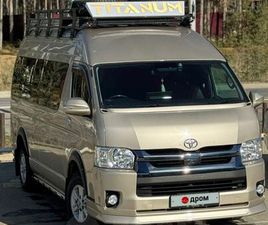 TOYOTA HIACE