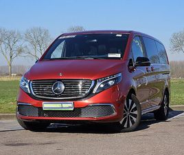 MERCEDES-BENZ EQV 300 6-ZITS PANO NAVI L2!