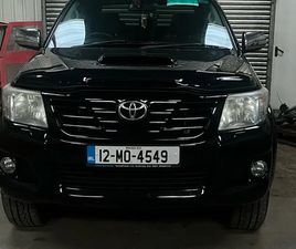 TOYOTA HILUX INVINCIBLE 3.0L D4D