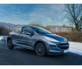 PEUGEOT 207 1.4 16V XR PRESENCE GEPFLEGTER 5-TÜRER IN GRAU METAL