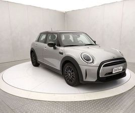 MINI MINI COOPER MINI 5 PORTE (F55) MINI 1.5 COOPER CAMDEN 5 PORTE AUTOMATIK