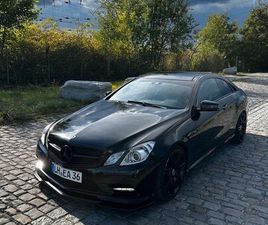 MERCEDES BENZ E500 COUPE BITURBO C207 | 530 PS | PANORAMA | VOLL
