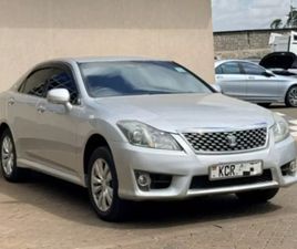 TOYOTA CROWN ATHLETE - 2011