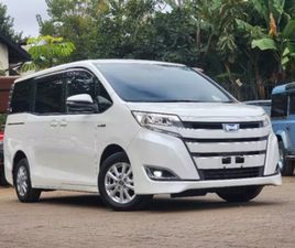 TOYOTA NOAH - 2018