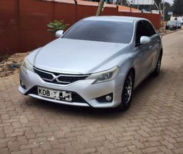 TOYOTA MARK X - 2013