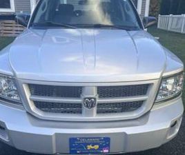 2010 DODGE DAKOTA BIG HORN