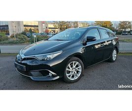 TOYOTA AURIS TOURING SPORTS HSD 136H DYNAMIC