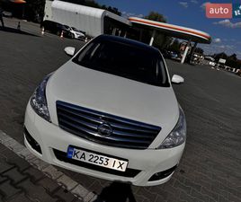 NISSAN TEANA 2011