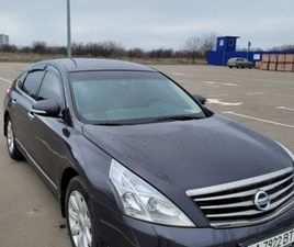 NISSAN TEANA 2010