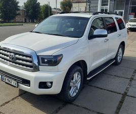 TOYOTA SEQUOIA 2010