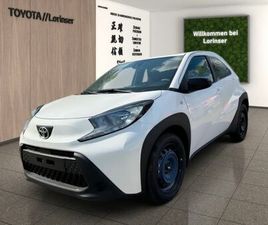 TOYOTA AYGO 1.0 BUSINESS EDITION KAM.+PDC+SHZ+ACC+NAVI