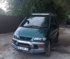 MITSUBISHI SPACE GEAR 2001