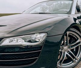 AUDI R8 SPYDER 2010 AUDI R8 - R8 SPYDER 5.2 R-TRONIC