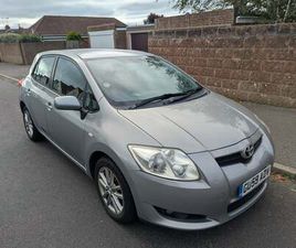 RARE IMMACULATE TOYOTA AURIS