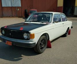 VOLVO 142