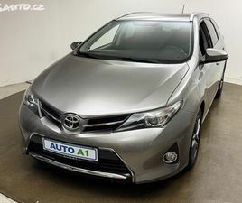 TOYOTA AURIS TOYOTA AURIS 1,4 66KW NAVI KAMERA TAŽNÉ