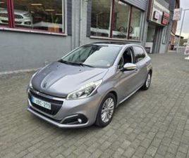 PEUGEOT 208 ② PEUGEOT 208 1.5 BLUEHDI ALLURE TOIT PANORAMIQUE CAMERA GARAN — PEUGEOT — 2EMEMAIN