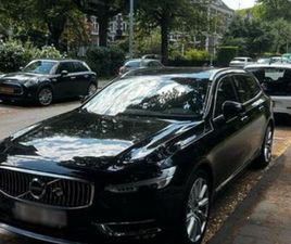 ② AANGEBODEN V 90 D5: INSCRIPTION BOUW JAAR 2018 . — VOLVO — 2EMEMAIN