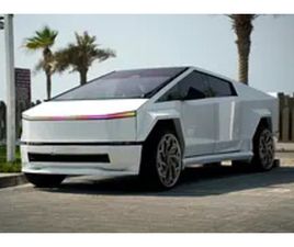 TESLA CYBERTRUCK