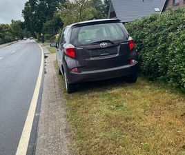 TOYOTA [VERSO-S] – ZUVERLÄSSIG & GEPFLEGT!