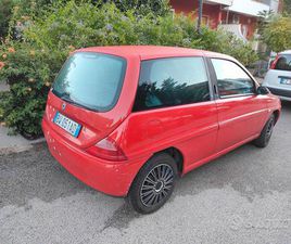 LANCIA Y ELEFANTINO BLU