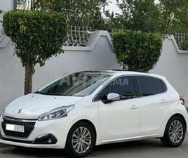 PEUGEOT 208 DIESEL MANUELLE 2017 À SALÉ