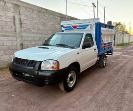 NISSAN ESTACAS NISSAN NP300 2.5 TDI ESTACAS 4X2